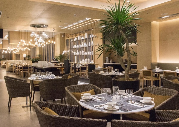 Seda Bonifacio Global City - Multiple Use Hotel image 5